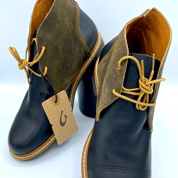 OluKai Two-Tone Leather Chukka Boots - Picture 12 of 16